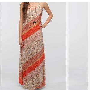 Urban Outfitters Staring at Stars Maxi Dress